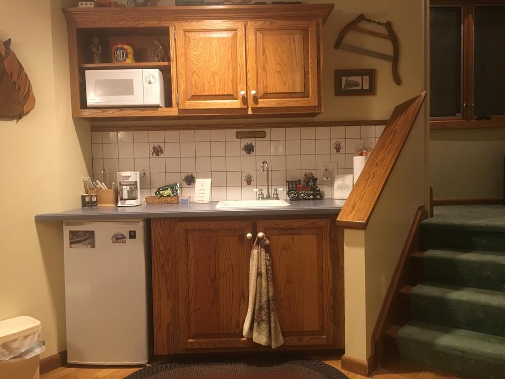 Red Barn Village Bed & Breakfast Clarks Summit エクステリア 写真